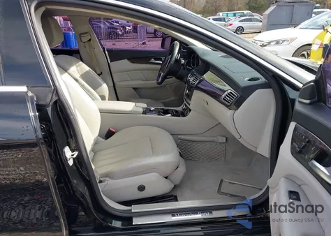 2012 Mercedes-Benz Cls 550 from USA, damaged, VIN WDDLJ7DBXCA015625